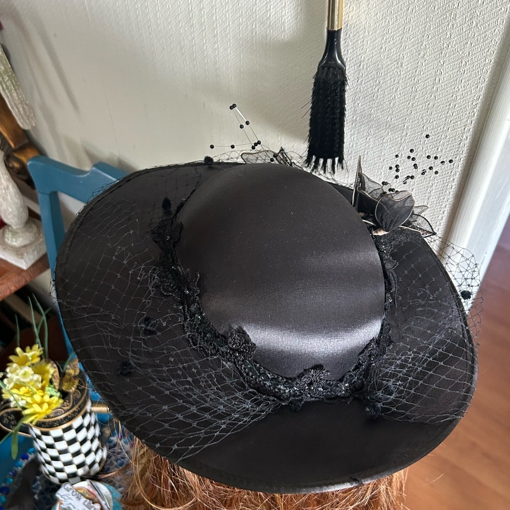 Vintage Black Satin Wide Brim Hat w Veil - Picture 10 of 16